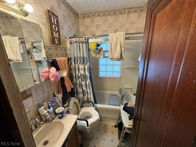 11116 Lardet Avenue Cleveland OH 44104
