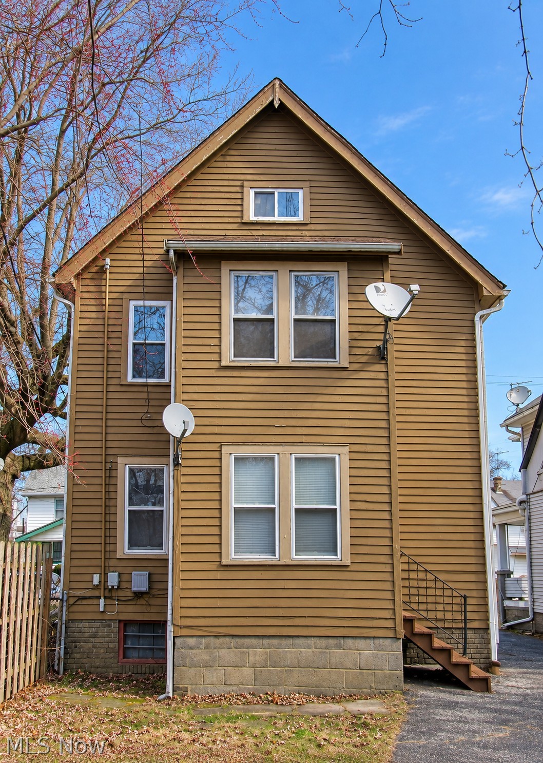 1738 Clarkstone Road Cleveland OH 44112