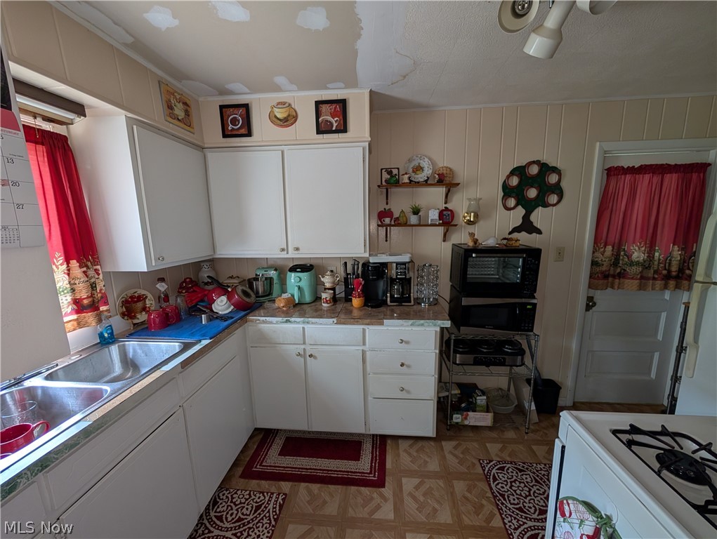 3558 Bosworth Road Cleveland OH 44111