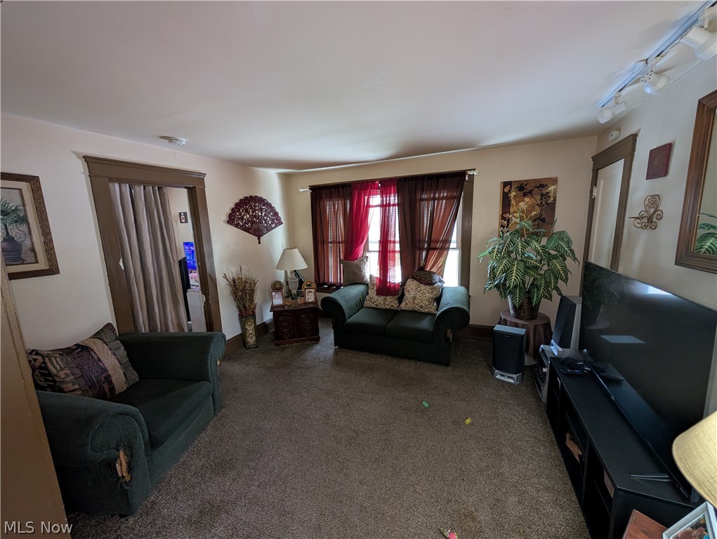 3558 Bosworth Road Cleveland OH 44111