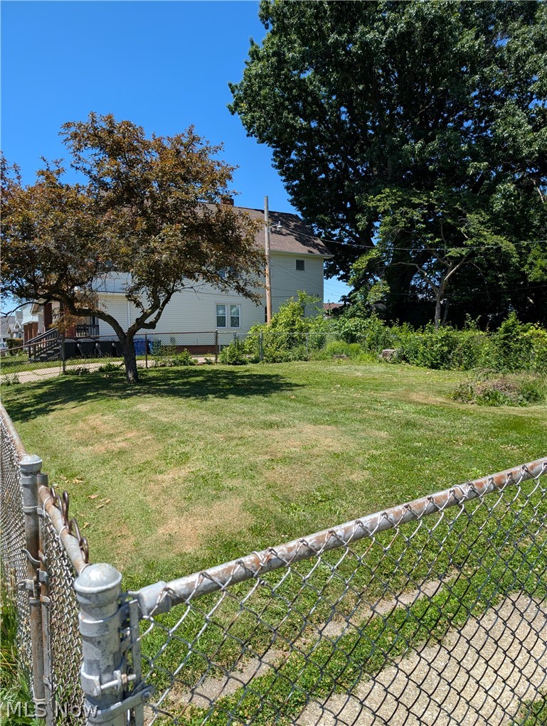 3558 Bosworth Road Cleveland OH 44111