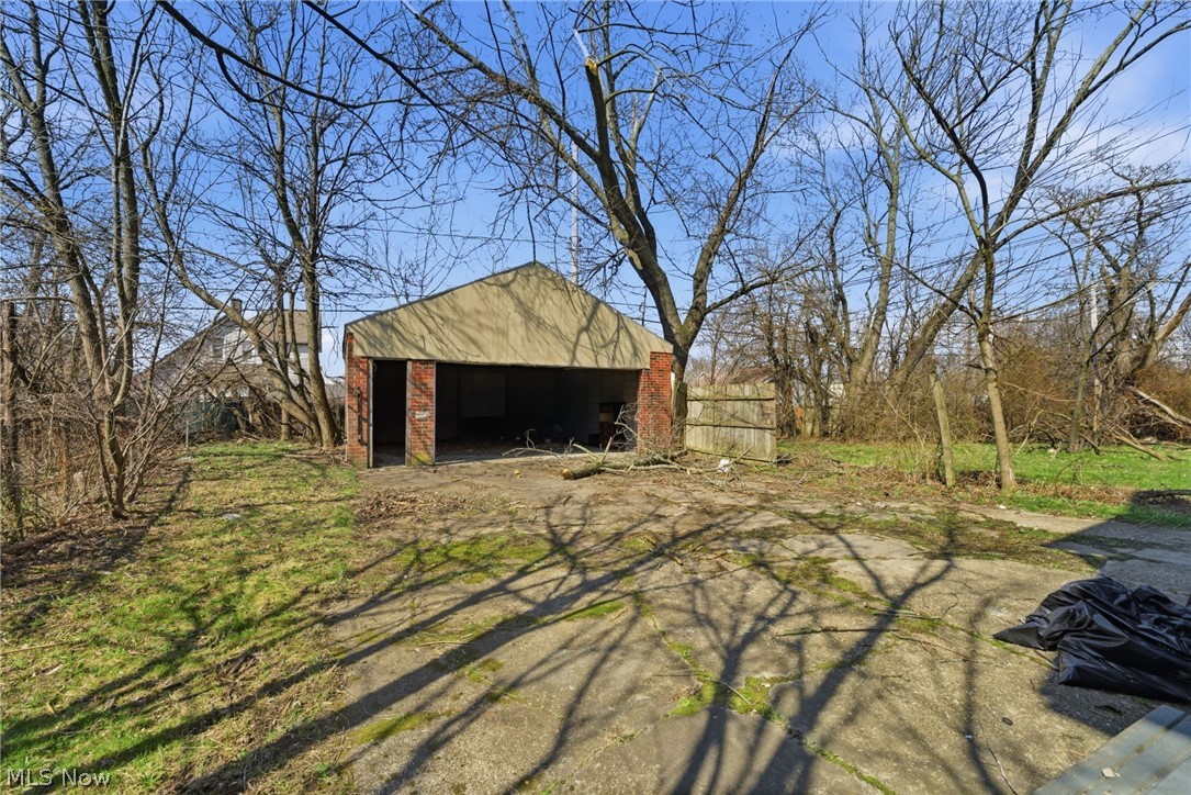 3672 E 144th Street Cleveland OH 44120