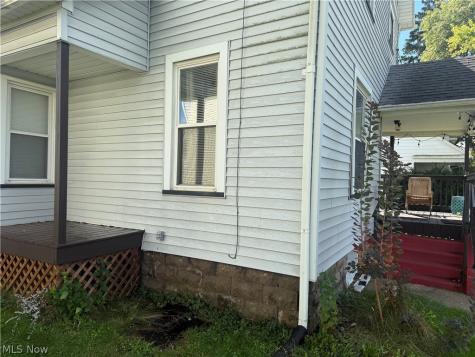 117 Gilbert Avenue Niles OH 44446