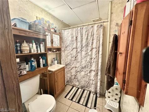 8026 Elm Street Garrettsville OH 44231