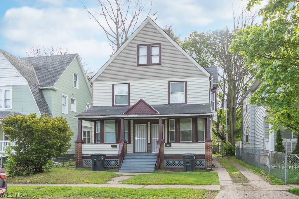 637-639 E 102nd Street Cleveland OH 44108
