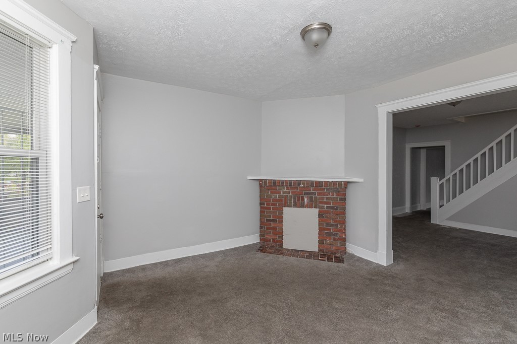637-639 E 102nd Street Cleveland OH 44108