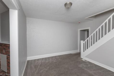 637-639 E 102nd Street Cleveland OH 44108