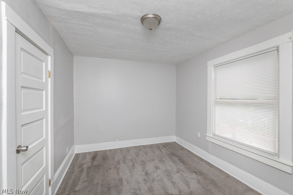 637-639 E 102nd Street Cleveland OH 44108
