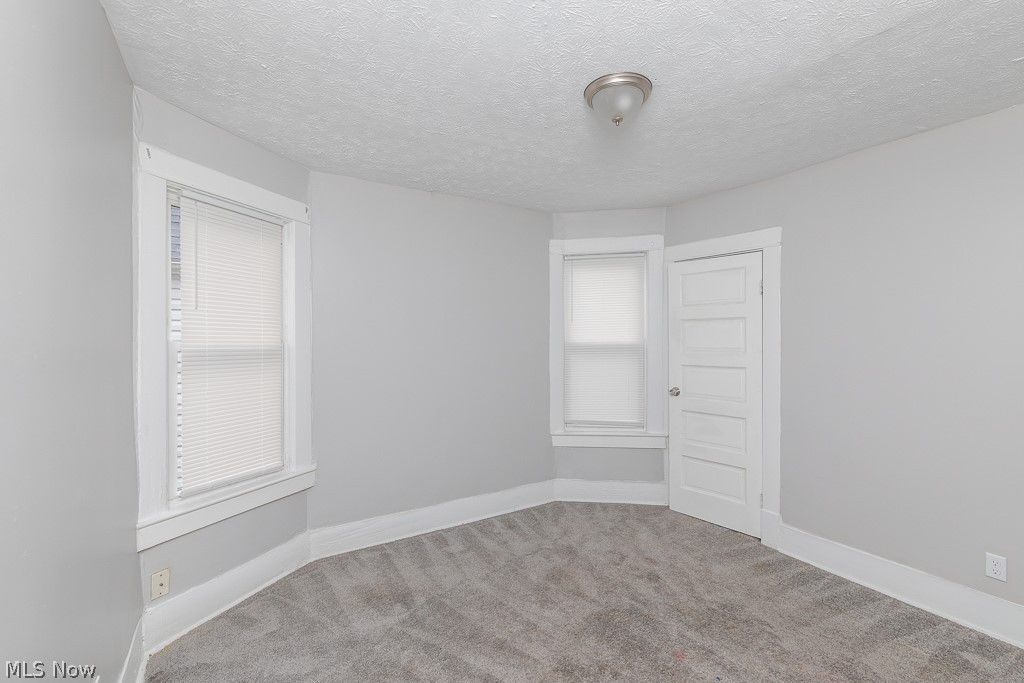 637-639 E 102nd Street Cleveland OH 44108