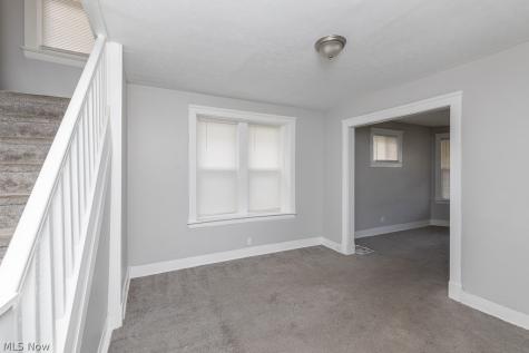 637-639 E 102nd Street Cleveland OH 44108