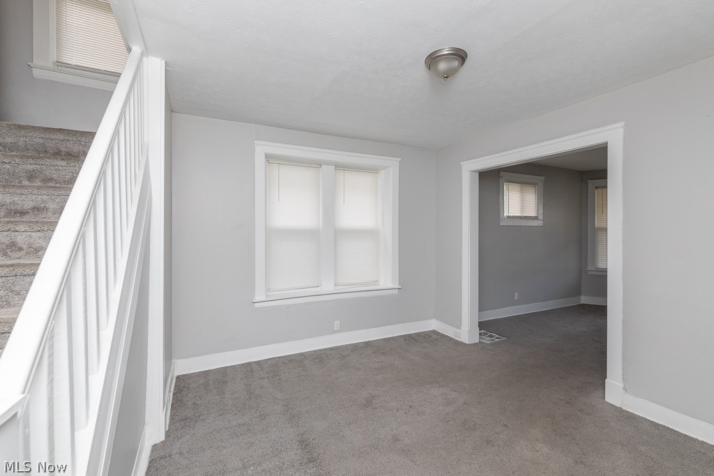 637-639 E 102nd Street Cleveland OH 44108