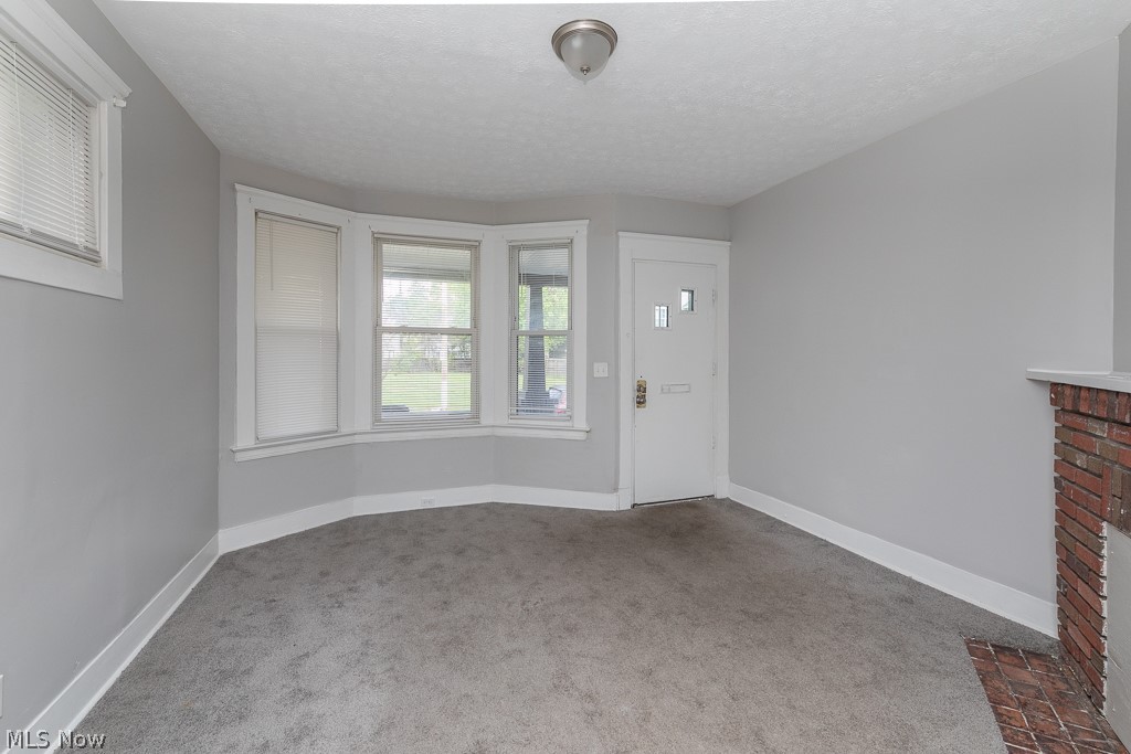 637-639 E 102nd Street Cleveland OH 44108