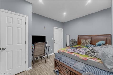 9907 Denison Avenue Cleveland OH 44102