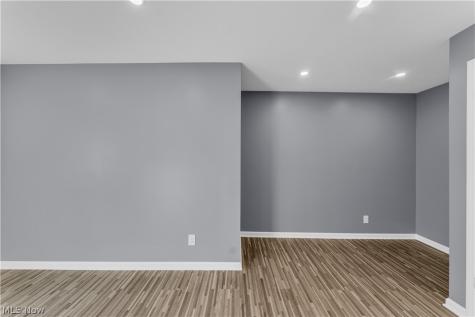 9907 Denison Avenue Cleveland OH 44102