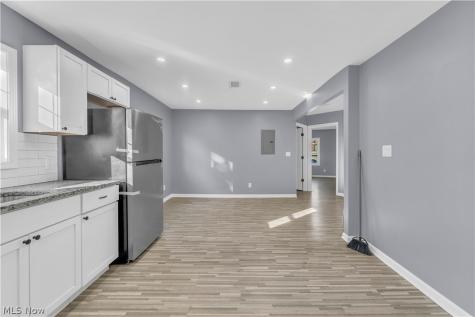 9907 Denison Avenue Cleveland OH 44102