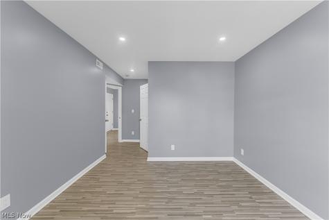 9907 Denison Avenue Cleveland OH 44102