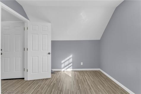 9907 Denison Avenue Cleveland OH 44102