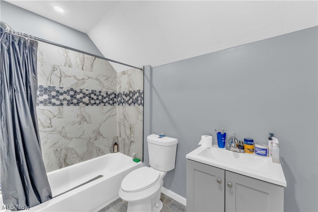 9907 Denison Avenue Cleveland OH 44102