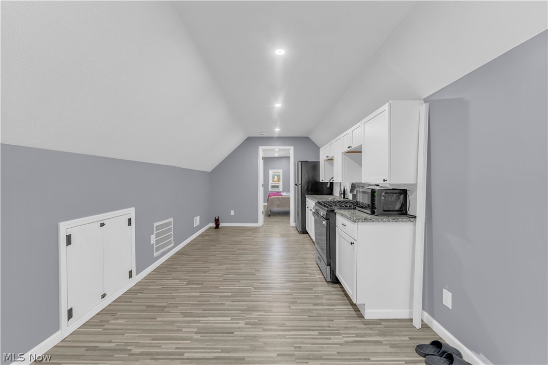 9907 Denison Avenue Cleveland OH 44102