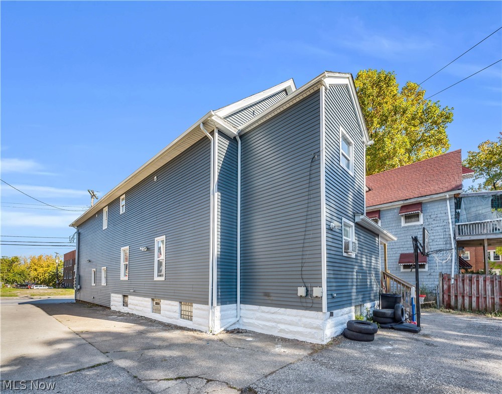 9907 Denison Avenue Cleveland OH 44102