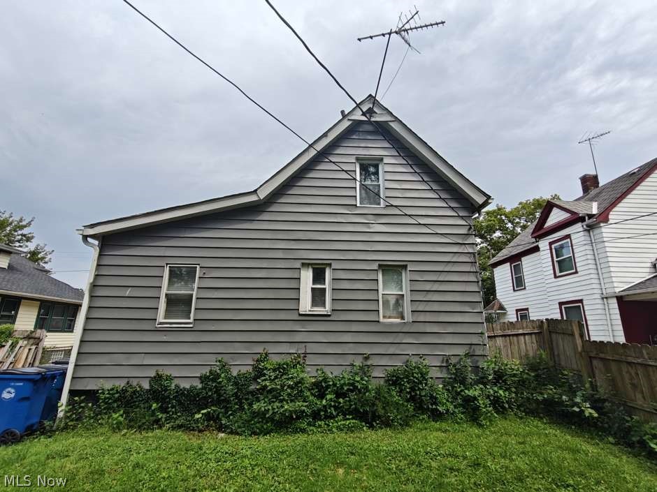 18402 Melville Road Cleveland OH 44110