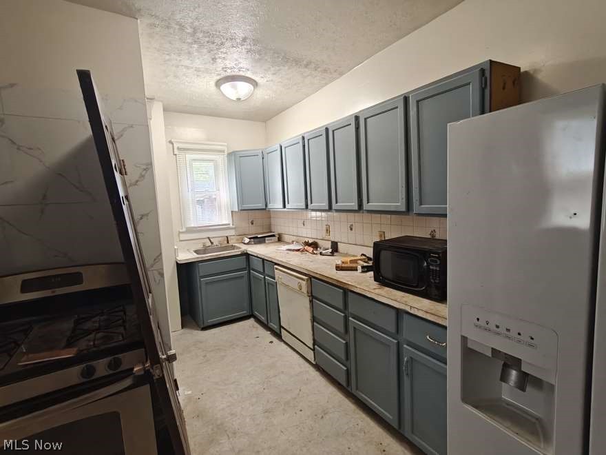 18402 Melville Road Cleveland OH 44110
