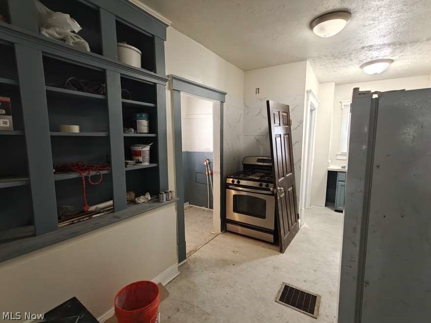 18402 Melville Road Cleveland OH 44110