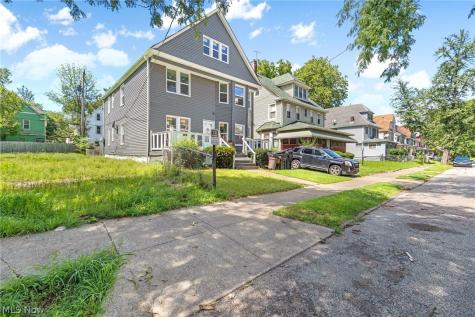 2216 E 82nd Street Cleveland OH 44103