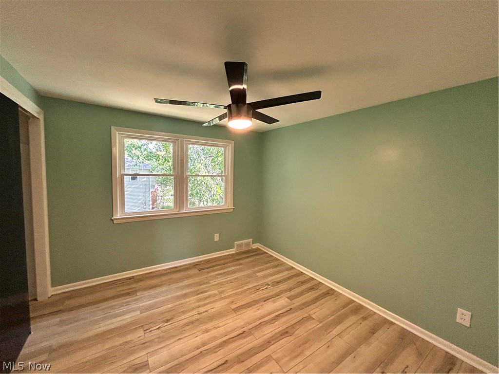 201 W Glendale Street Bedford OH 44146