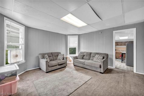 1352 Giddings Avenue Cleveland OH 44103