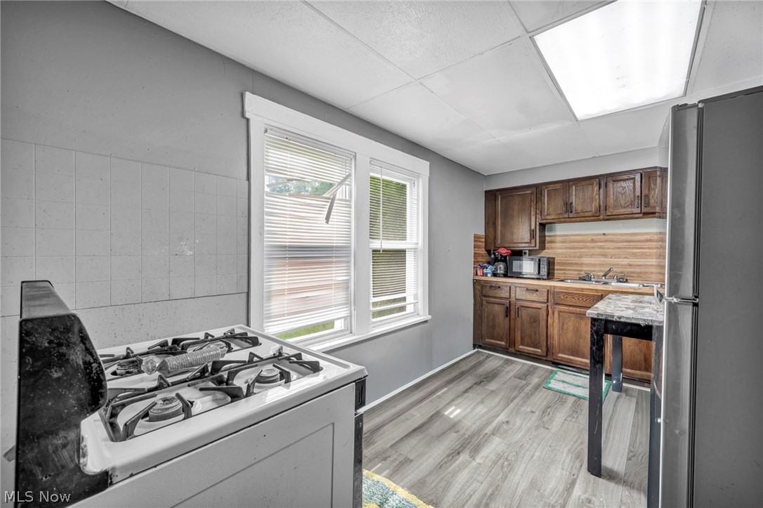 1352 Giddings Avenue Cleveland OH 44103