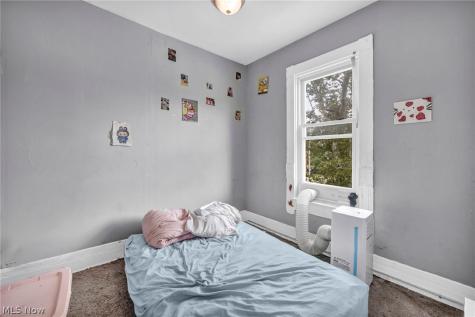 1352 Giddings Avenue Cleveland OH 44103