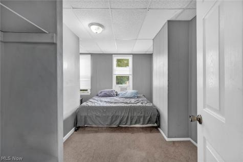 1352 Giddings Avenue Cleveland OH 44103
