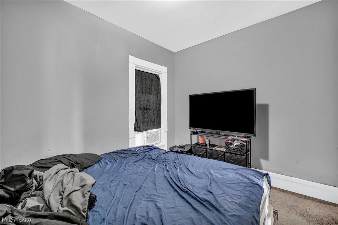1352 Giddings Avenue Cleveland OH 44103