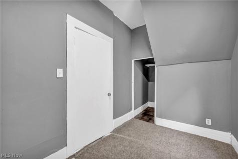 1352 Giddings Avenue Cleveland OH 44103