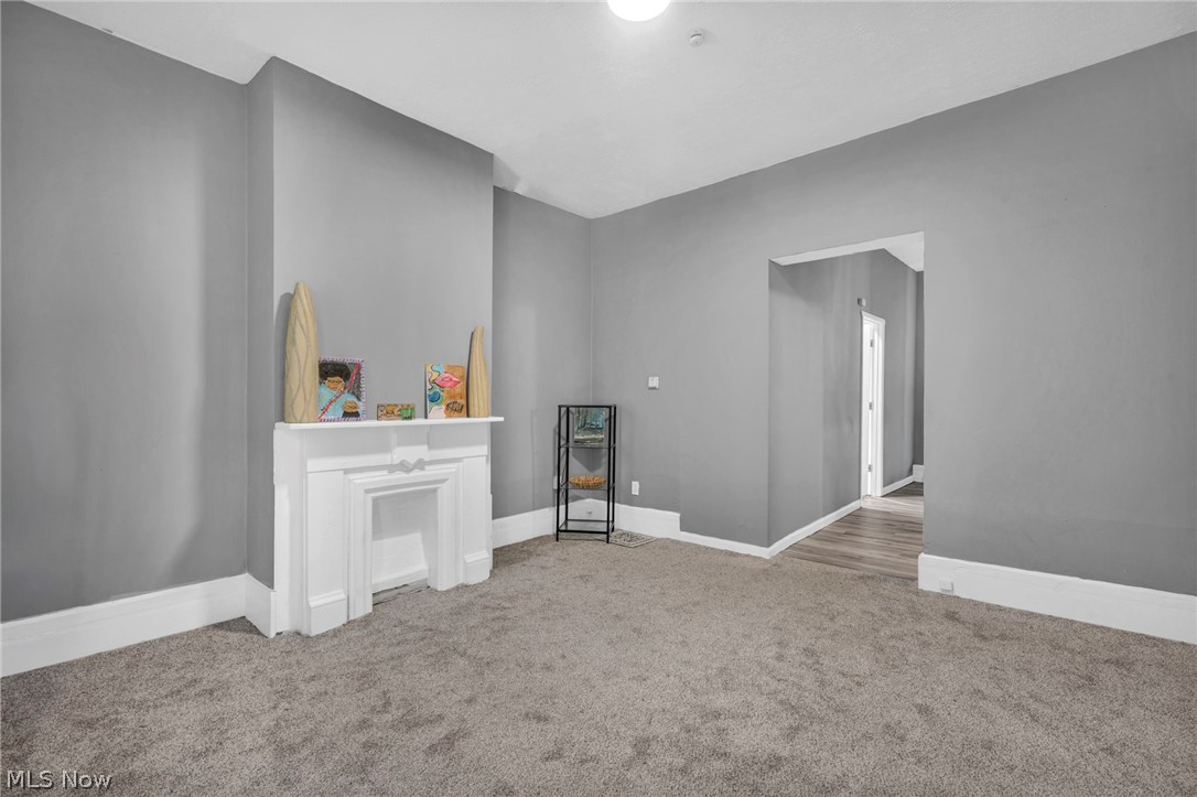 1352 Giddings Avenue Cleveland OH 44103