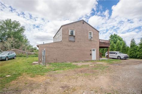 8242-8244 Navarre Road SW Massillon OH 44646