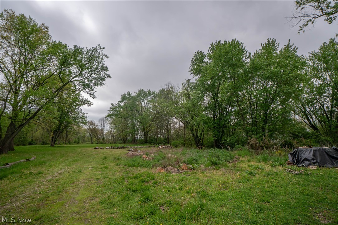 8242-8244 Navarre Road SW Massillon OH 44646