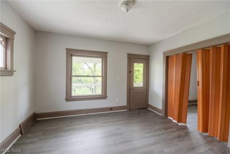 2897 E 111th Street Cleveland OH 44104