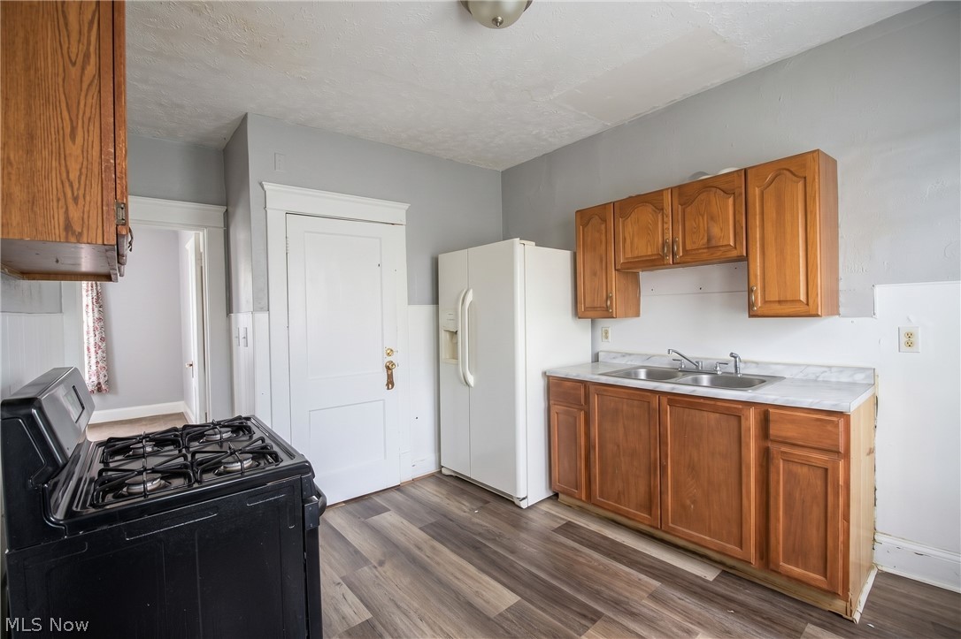 2897 E 111th Street Cleveland OH 44104