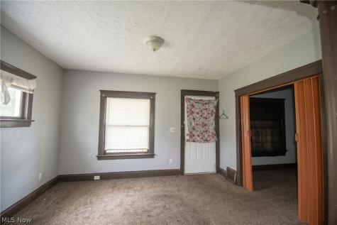 2897 E 111th Street Cleveland OH 44104