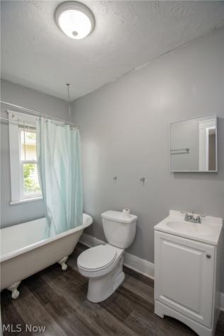 2897 E 111th Street Cleveland OH 44104