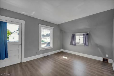 3438 W 98th Street Cleveland OH 44102