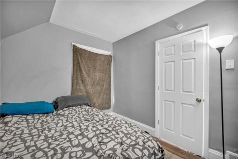 3438 W 98th Street Cleveland OH 44102