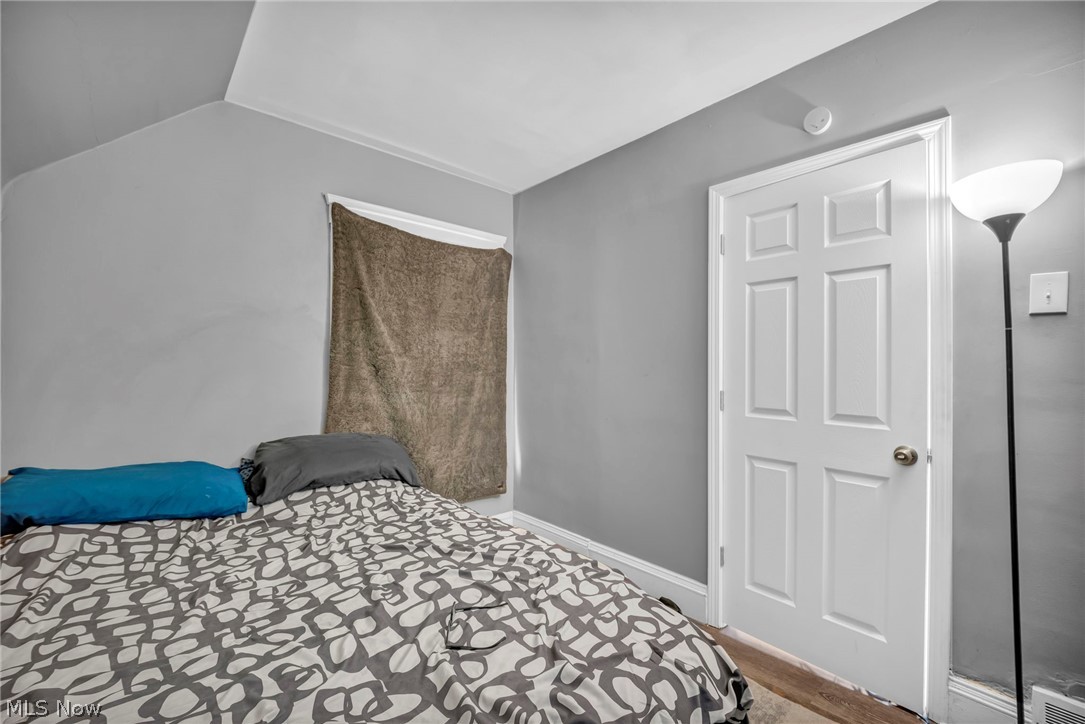 3438 W 98th Street Cleveland OH 44102
