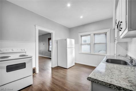 3438 W 98th Street Cleveland OH 44102