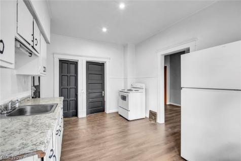 3438 W 98th Street Cleveland OH 44102