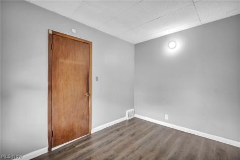 3438 W 98th Street Cleveland OH 44102