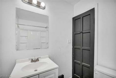 3438 W 98th Street Cleveland OH 44102