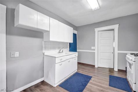 3438 W 98th Street Cleveland OH 44102